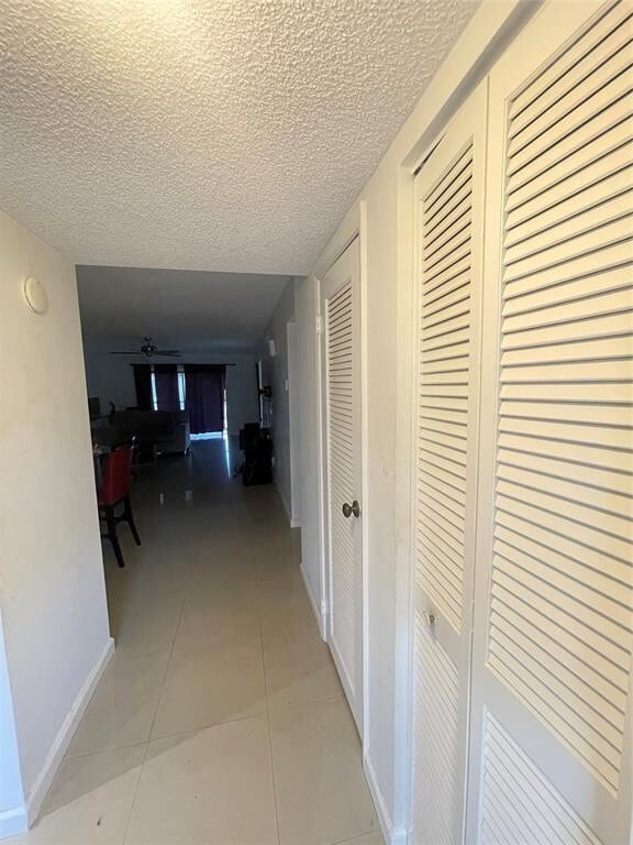 6300 S Falls Cir Dr in Lauderhill, FL - Building Photo - Building Photo