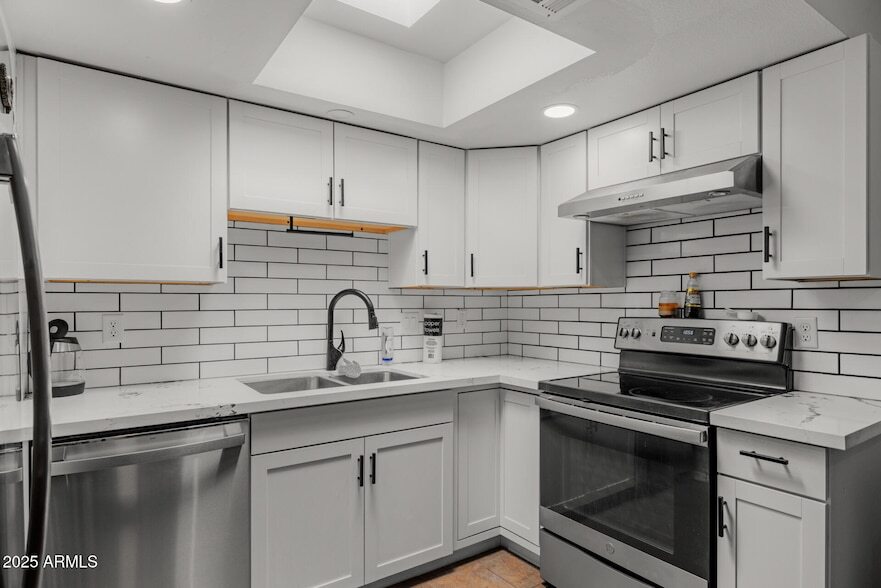 6008 W Augusta Ave, Unit 244 in Glendale, AZ - Foto de edificio