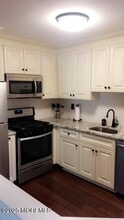 108 Daisy Ct in Jackson Township, NJ - Building Photo - Building Photo