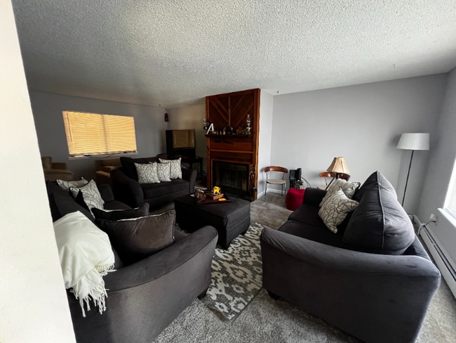 593 Redwing Ln in Grand Junction, CO - Foto de edificio - Building Photo