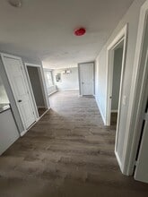 85 Indian Run Rd, Unit 1 in Bellingham, MA - Foto de edificio - Building Photo