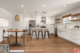 5812 Bevis Ave in Los Angeles, CA - Building Photo - Building Photo