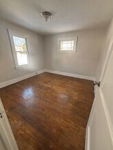 15911 Friend Ave in Maple Heights, OH - Building Photo - Building Photo