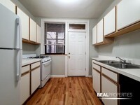 3904 N Janssen Ave in Chicago, IL - Building Photo - Building Photo