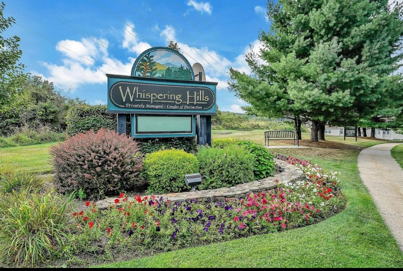 3011 Whispering Hills Dr in Chester, NY - Building Photo