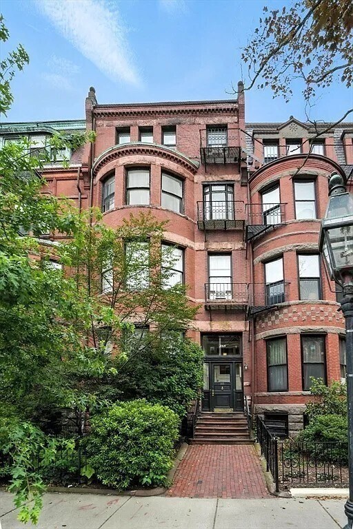 property at 388 Marlborough St