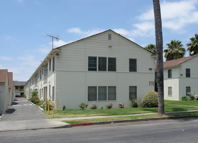 1522 Parton St in Santa Ana, CA - Building Photo - Building Photo