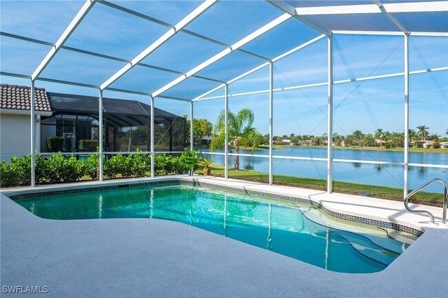 property at 1526 Vintage Ln