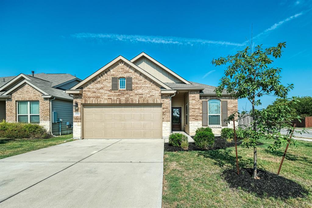 10500 Crescendo Ln in Austin, TX - Building Photo