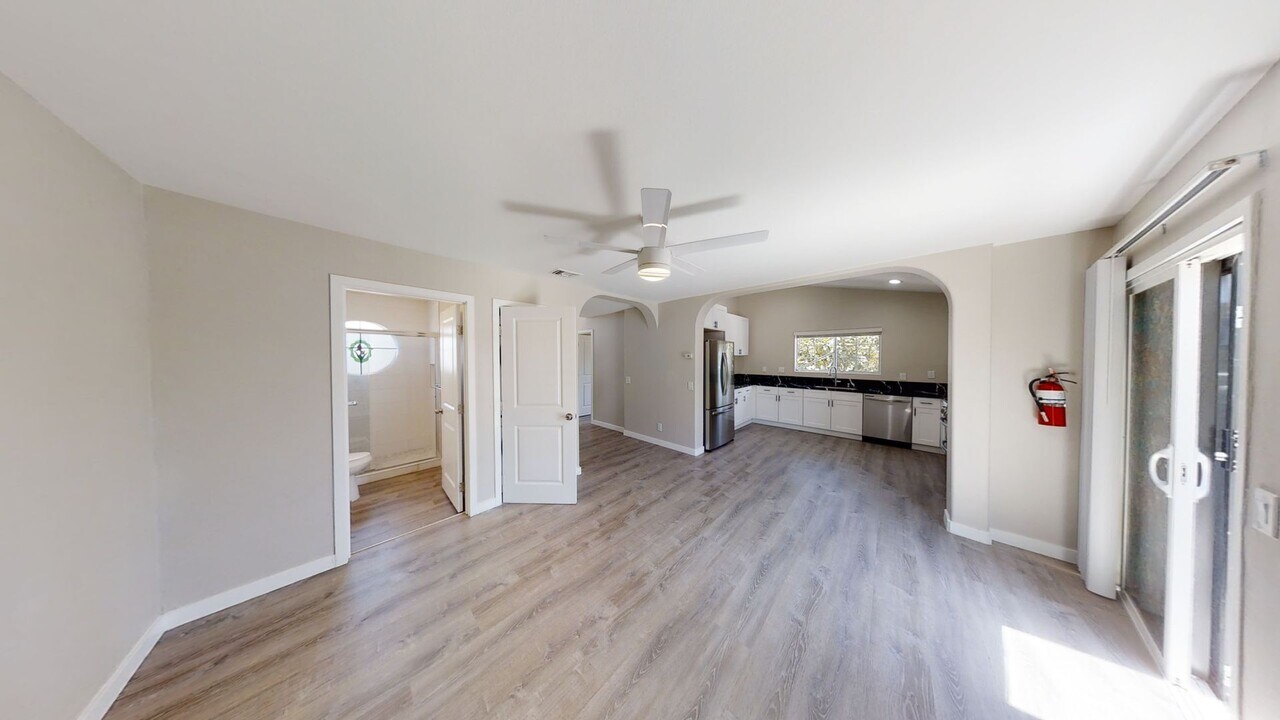 6499 Montezuma Rd in San Diego, CA - Building Photo