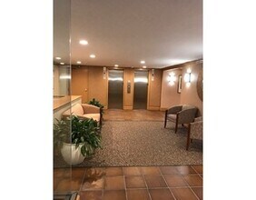 131 Sewall Ave in Brookline, MA - Building Photo - Building Photo