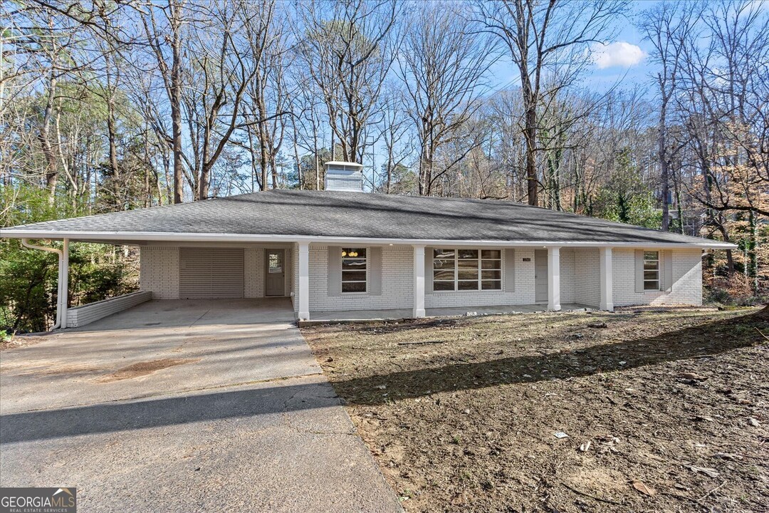 2365 Bohler Rd NW in Atlanta, GA - Building Photo