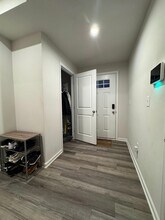 6042 Cutwater Cir in Charlotte, NC - Building Photo - Building Photo