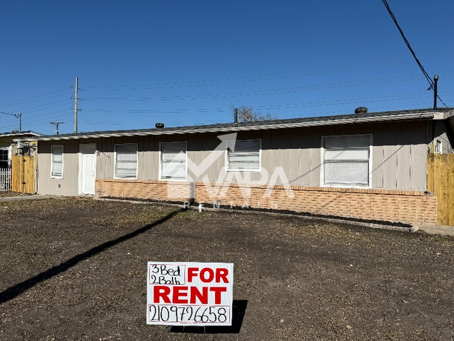 property at 1994 Springvale Dr