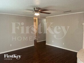 377 Perch Rd in Rockwall, TX - Foto de edificio - Building Photo