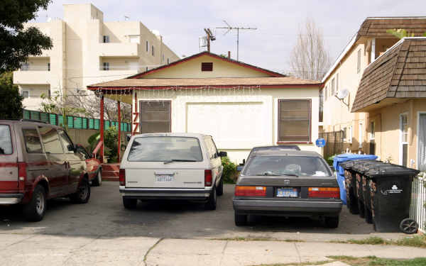 11775 Culver Blvd in Los Angeles, CA - Building Photo - Building Photo