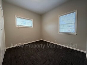 136 N 27th St in Lincoln, NE - Building Photo - Building Photo