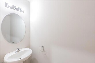 15091 Wildflower Cir in Naples, FL - Building Photo - Building Photo