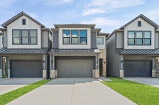 1228 Wycliffe Dr in Houston, TX - Building Photo