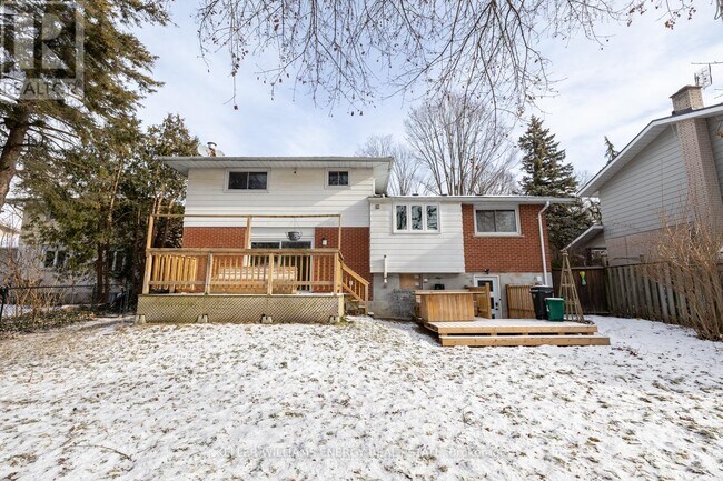 1012 Lavender Ct in Oshawa, ON - Building Photo - Building Photo