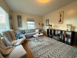 631 Cheney St in Reno, NV - Building Photo - Building Photo