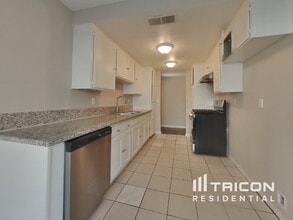 25030 Gentian Ave in Moreno Valley, CA - Building Photo - Building Photo