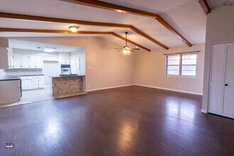 4646 Sierra Madre Dr in Wichita Falls, TX - Foto de edificio - Building Photo