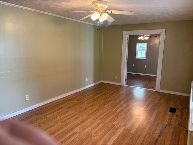 108 Colyers Loop in Jamestown, TN - Building Photo - Building Photo