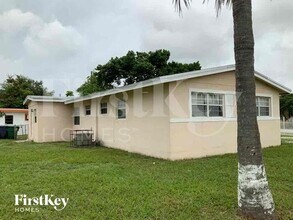 1031 NW 178th Terrace in Miami, FL - Building Photo - Building Photo