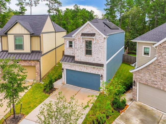 112 Red Cascade Trl in Willis, TX - Building Photo - Building Photo