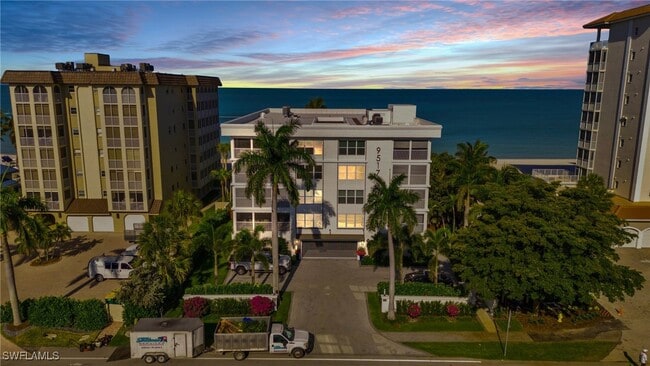 property at 9517 Gulf Shore Dr