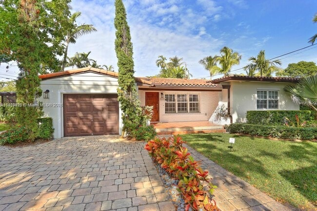property at 1545 Baracoa Ave