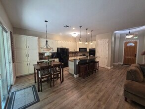 1332 Parsons Ct in Folsom, CA - Building Photo - Building Photo