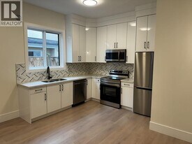 106XX Southgate Rd in Richmond, BC - Building Photo