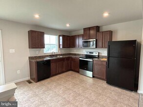 57 Sebago Pl in Martinsburg, WV - Building Photo - Building Photo