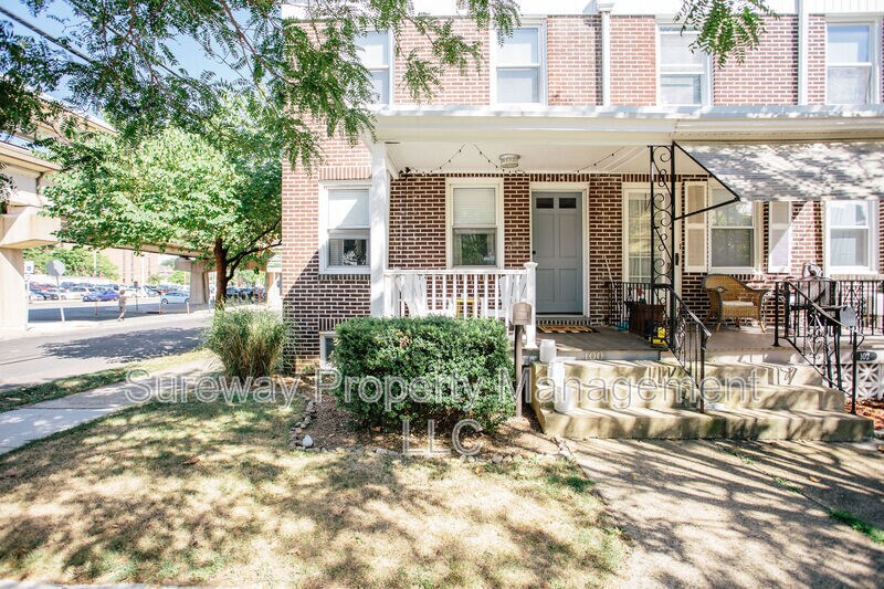 100 Edison Ave in Collingswood, NJ - Building Photo