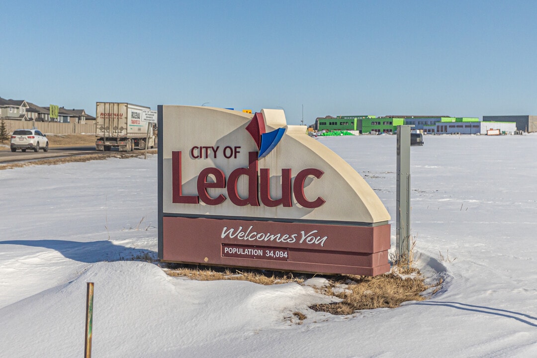 69 St Leduc, Ab in Leduc, AB - Building Photo