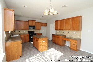 2744 Sterling Way in Schertz, TX - Building Photo - Building Photo