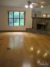 8059 Baywind Cir in Pensacola, FL - Building Photo - Building Photo