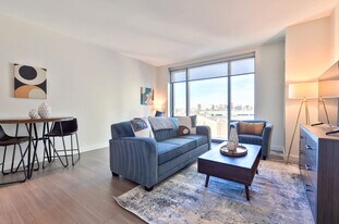 30 Dalton St in Boston, MA - Building Photo