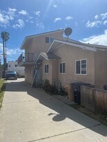 66 E McFarlane Dr in Ventura, CA - Building Photo