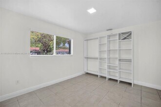 1550 NE 131st Ln, Unit 1 in North Miami, FL - Building Photo - Building Photo