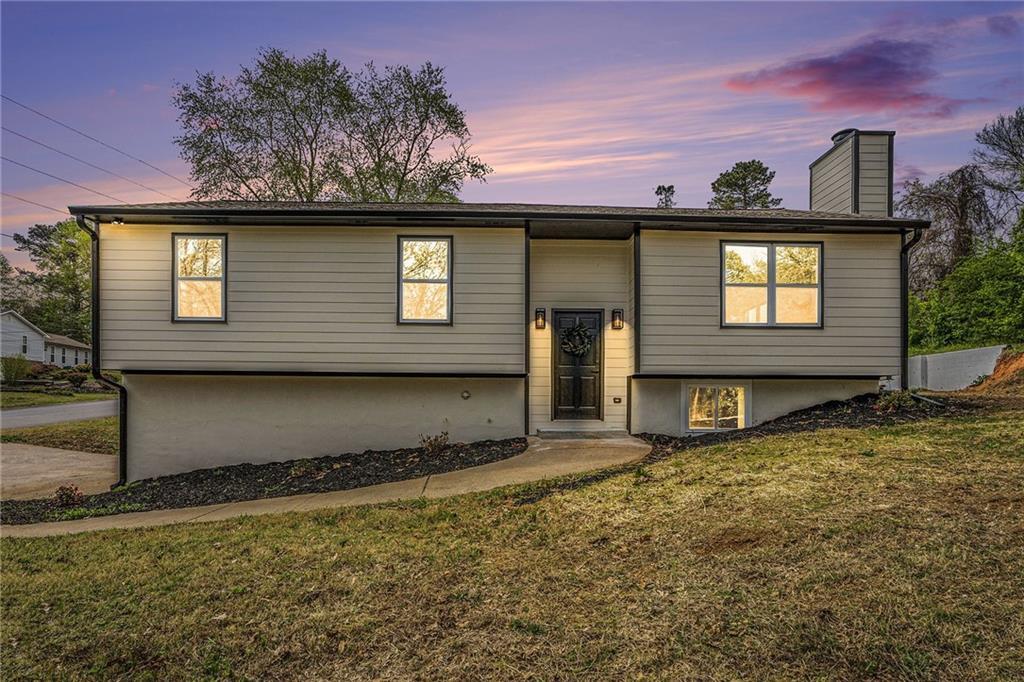 218 Trickum Hills Ln in Woodstock, GA - Building Photo