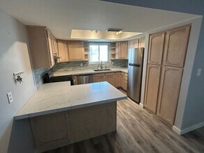 4501 W Continental Dr in Glendale, AZ - Building Photo - Building Photo