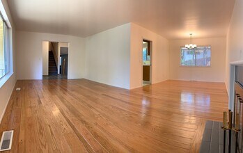 974 King Henry Way in El Dorado Hills, CA - Building Photo - Building Photo