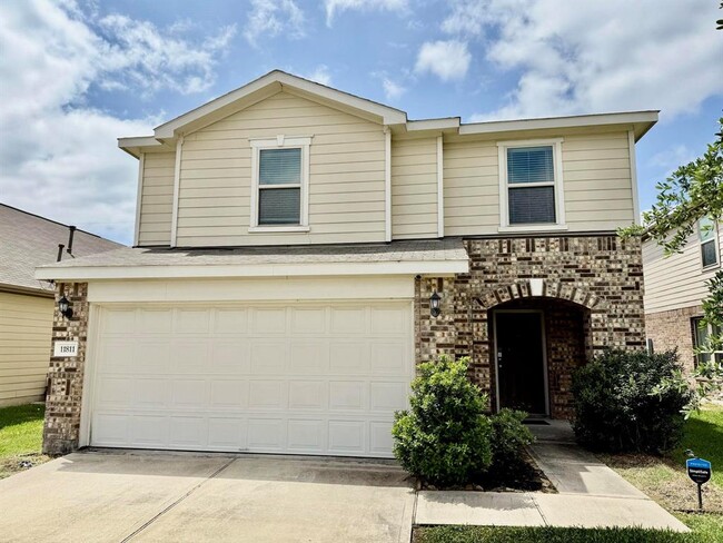 property at 11811 Main Oak St