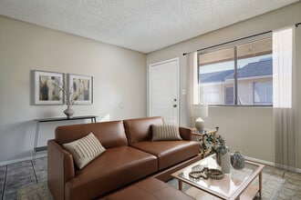 Evergreen on McKellips Apartments in Mesa, AZ - Foto de edificio - Building Photo