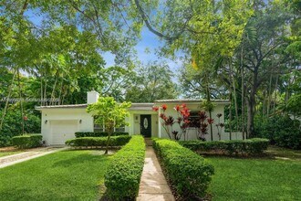1225 Tangier St in Coral Gables, FL - Building Photo - Building Photo