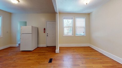 17 Langdon St, Unit 1 in Boston, MA - Building Photo - Building Photo