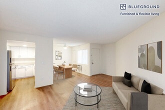 24950 Via Florecer in Mission Viejo, CA - Building Photo - Building Photo